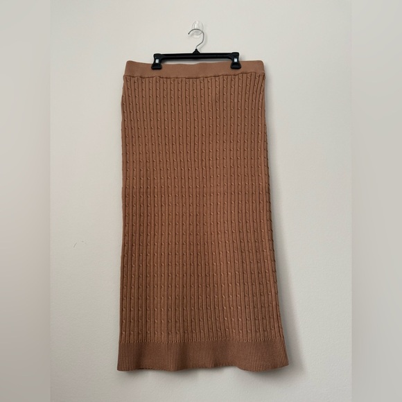 Anne Klein, long brown skirt (new with tag), size L - Picture 2 of 6
